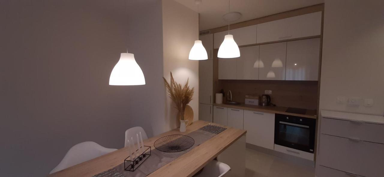 Lux Apartment Portovista Bar Exterior photo